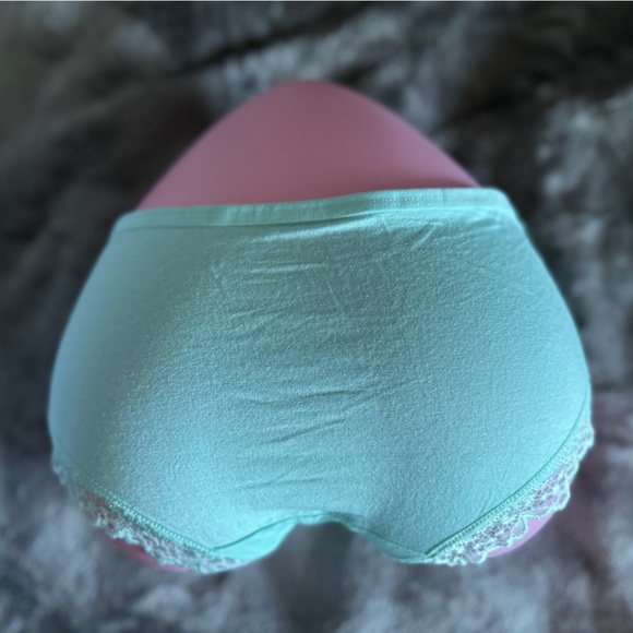 6 pairs of ultra soft bamboo cotton panties. Soft pastel colours - Picture 4 of 8